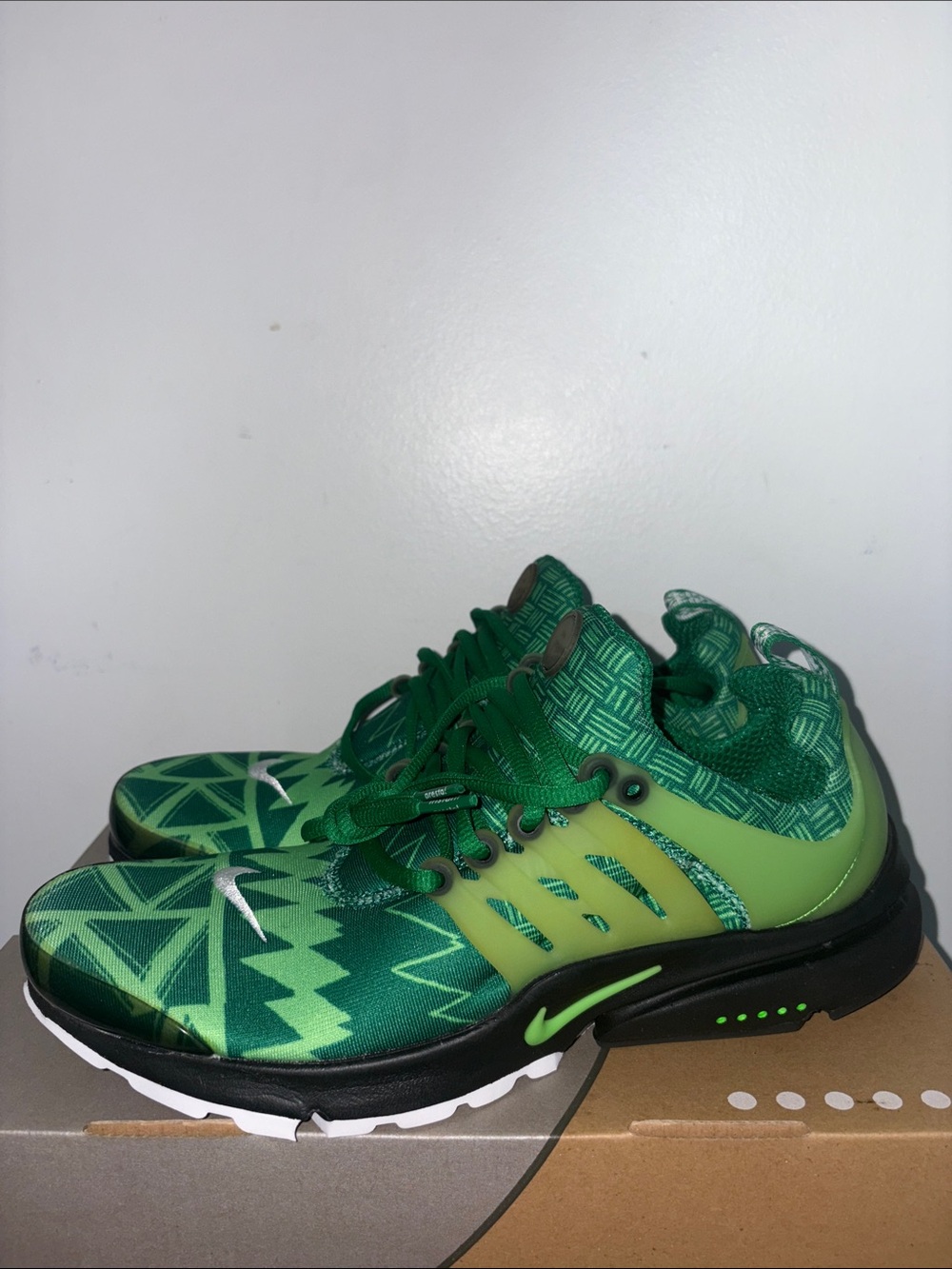 Nike Air Presto Naija Size M Medium 9-11